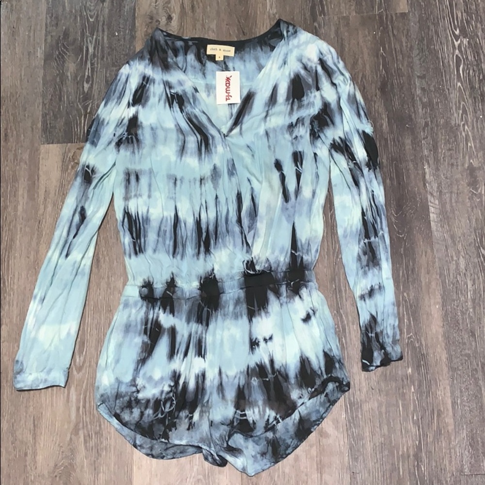 NWT Cloth & Stone tie dye romper